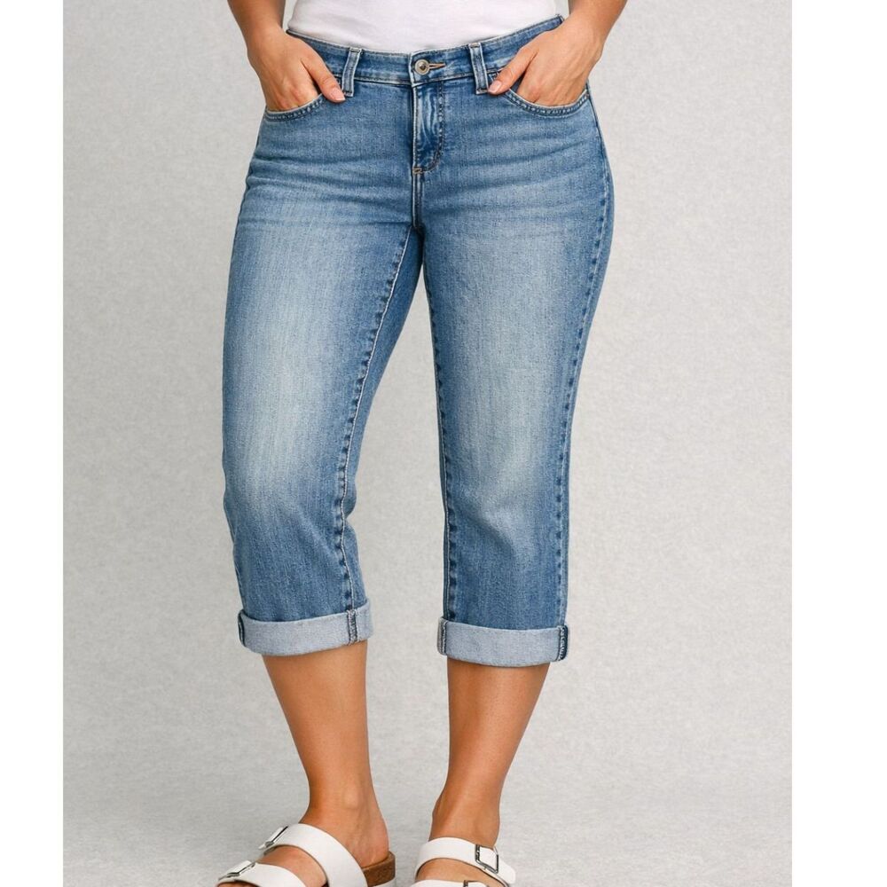 Lee Womens Capri Jeans Size 8 Mid Rise Regular Fit Flex Motion Denim